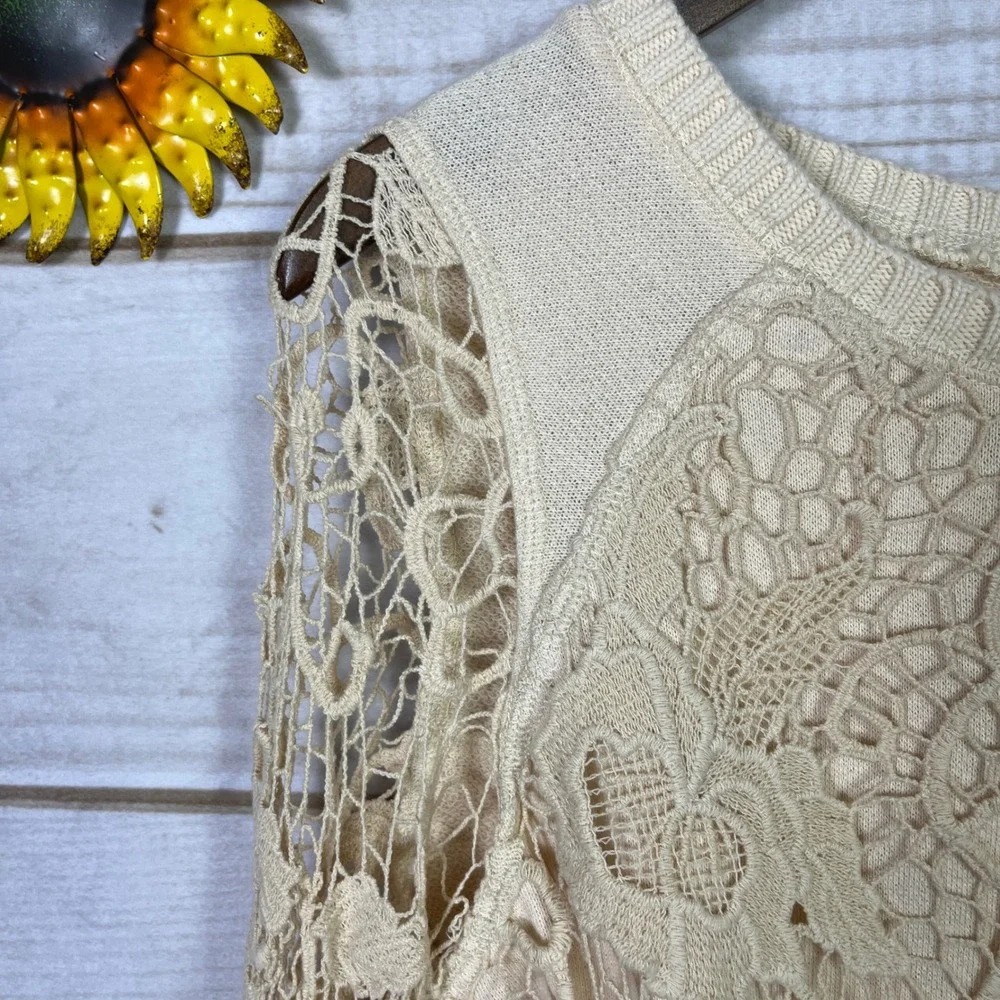 Free People Cream Crochet Lace Open Back Long Sleeve Statement Top Small Blouse